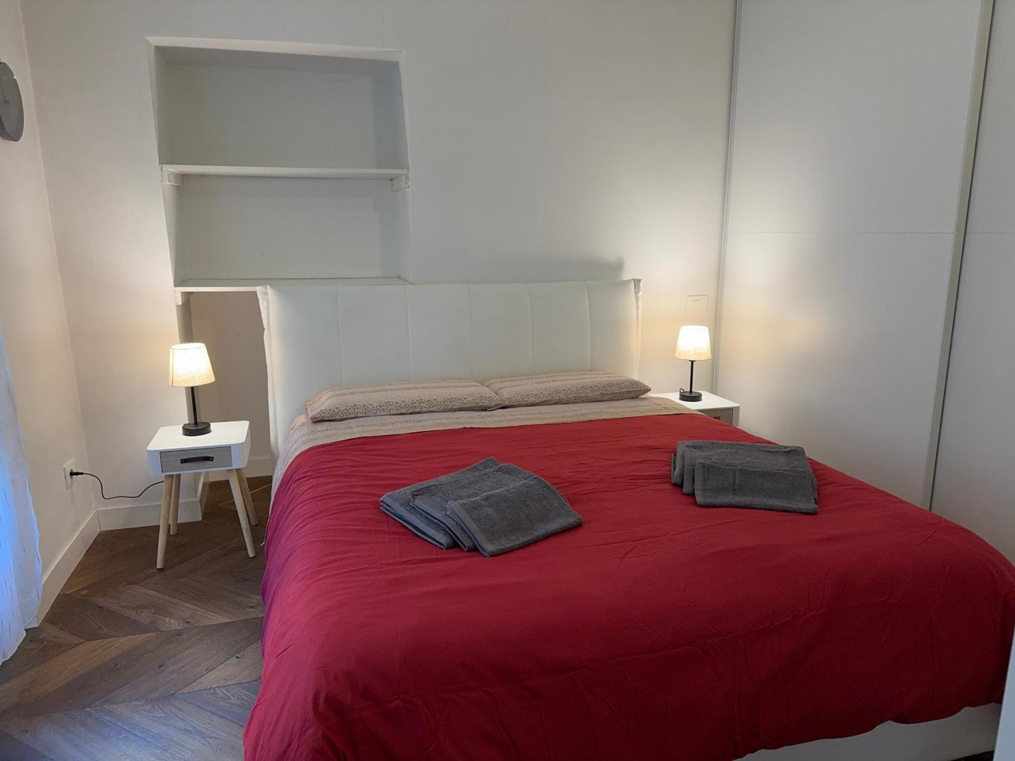 Apartamento 5 Min Porta Nuova, In The Centre Of