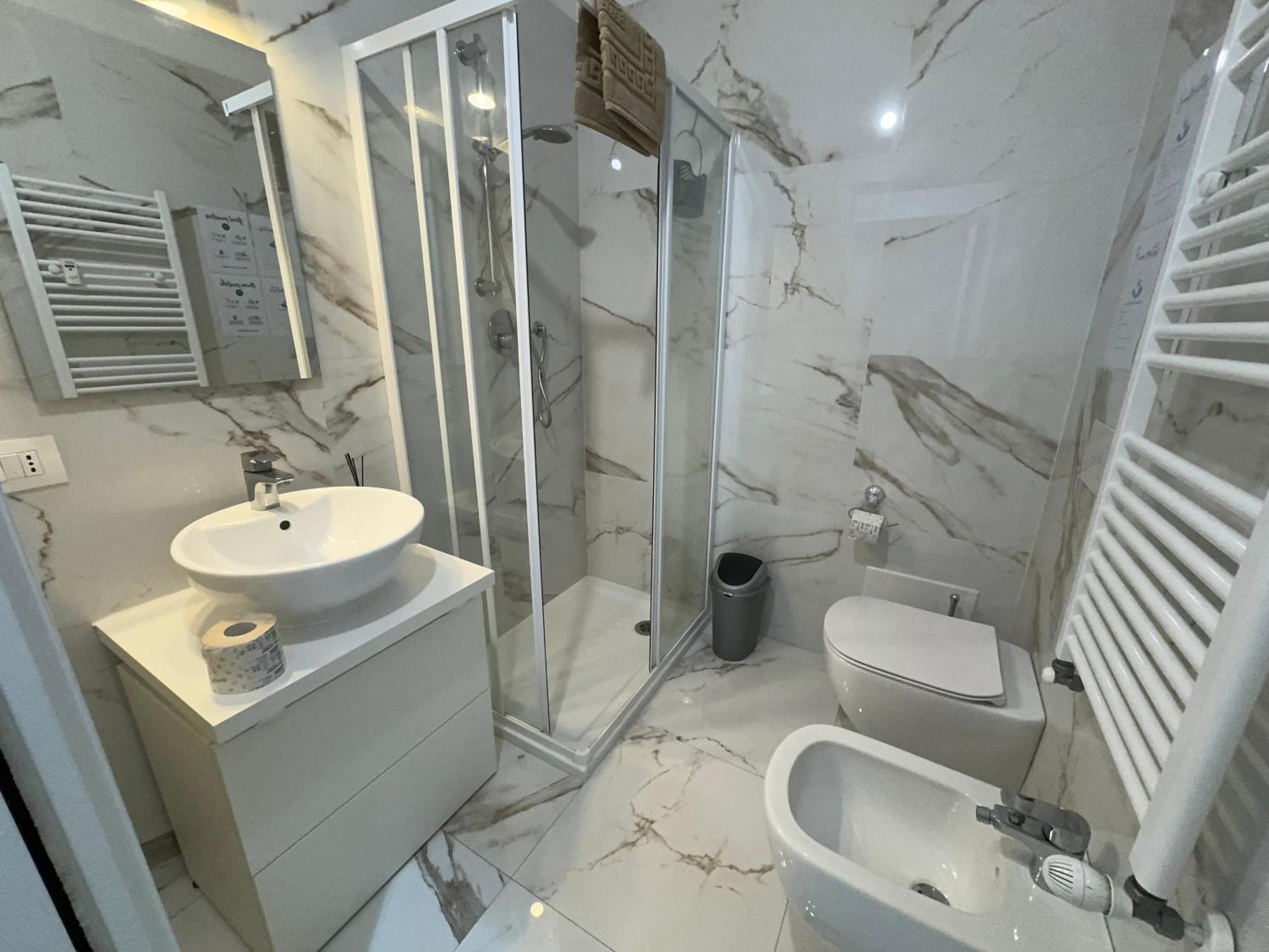 5 Min Porta Nuova, In The Centre Of Apartment